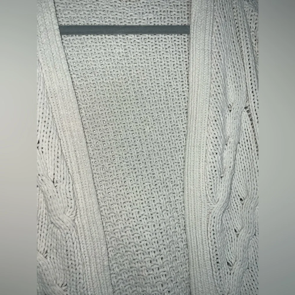HARPER Heritage cream knitted super soft cardigan sweater Size S.